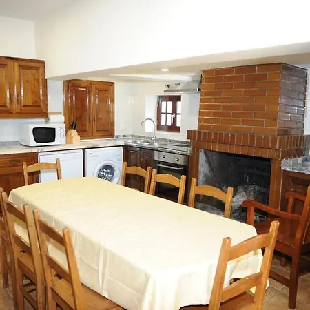 Refugio Dos 3 Passos * Lanhas